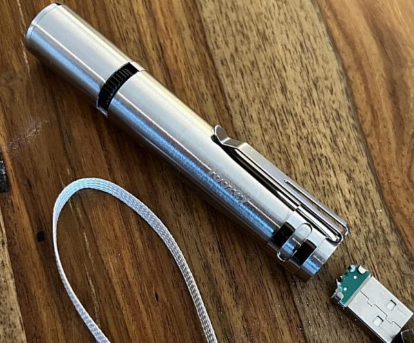 pointeur laser led rouge pour chat toozey